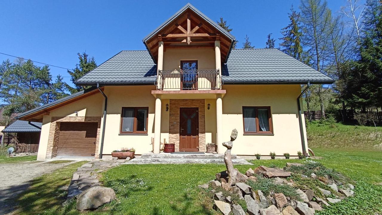 Zacisze Drwala Guest House Lutowiska Ngoại thất bức ảnh