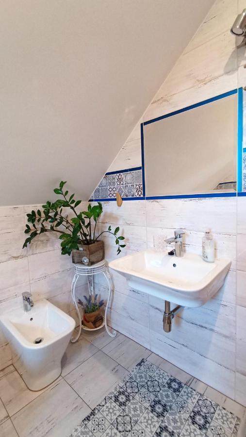 Zacisze Drwala Guest House Lutowiska Ngoại thất bức ảnh